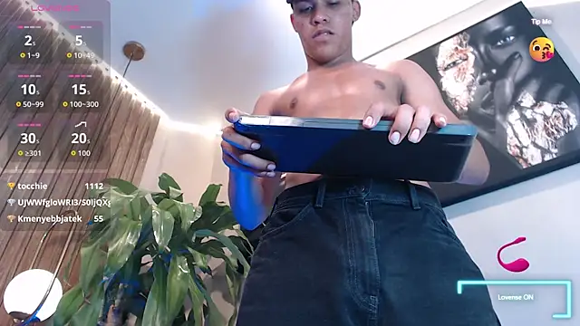 Colby_driscoll – Live XXX-chat