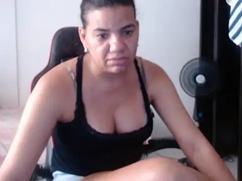 Adriana_0312 Live XXX-Chat