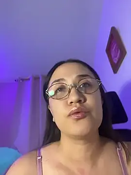 Czat XXX na żywo – Melody_Fox26