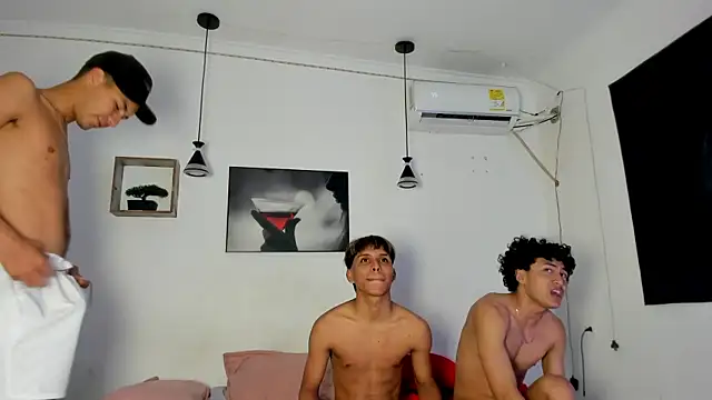 Chatroom XXX en direct de tyler_twink_boy