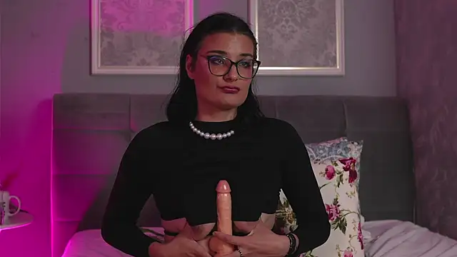 Amara_Vogue Live XXX-Chat