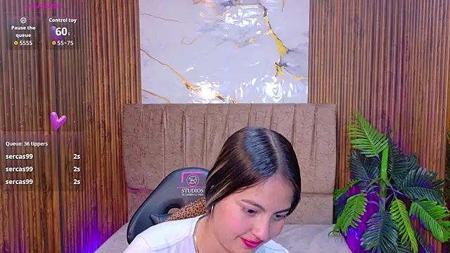 XXX chat uživo modela juanita_tay