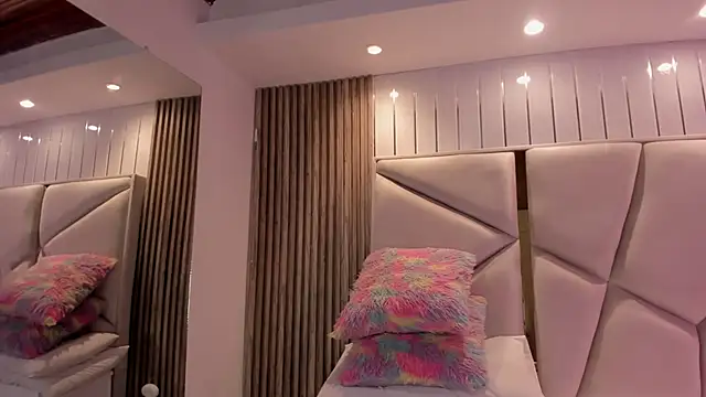 chloe_larsonのライブXXXチャット