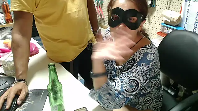 Chat +18 de CpLauraMauro ao vivo