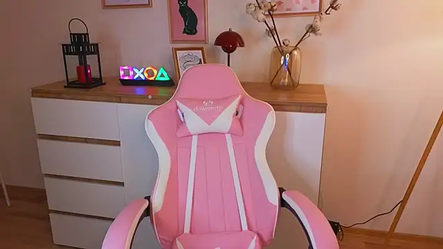 XXX chat uživo modela e1v1s