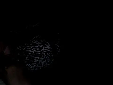 Trish_CurveCock's Live XXX Chat