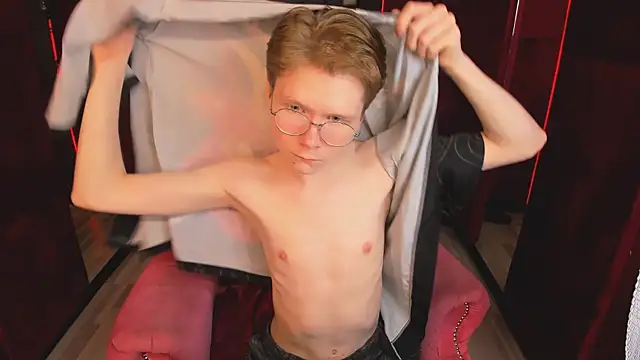 Онлайн чат XXX DanielSanders