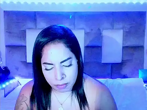 Czat XXX na żywo – indiantopaz694u