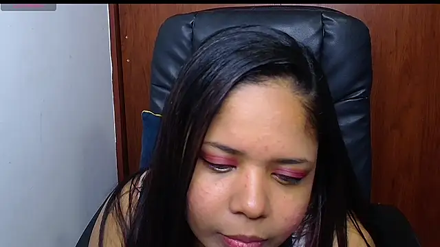 melika_sweet4's Live XXX Chat