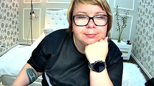 Webkamerová show BonnnyBoobsy