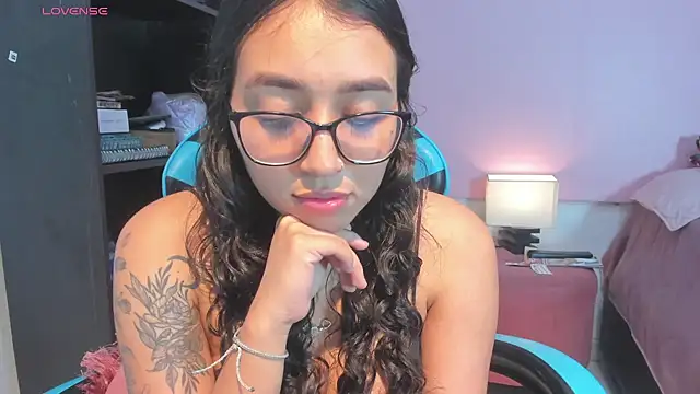 _maria_foxx_'s Live XXX Chat