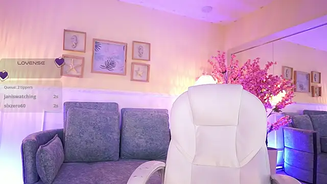 MeganLowell Live XXX-chat