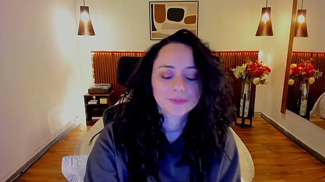 KatherineBond 现场XXX聊天