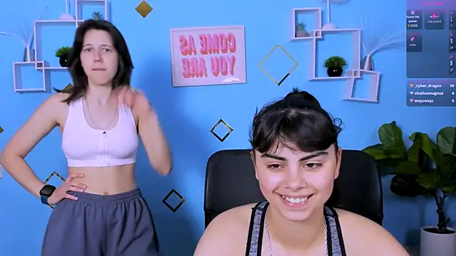 aria_wild_'s Live XXX Chat