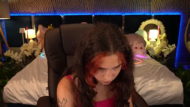 Chat +18 de BabyFlowerr ao vivo