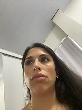 دردشة sweetwanda الجنسية المباشرة