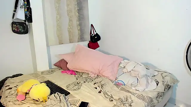 HUGE_BLACKCOCK – Naživo XXX chat