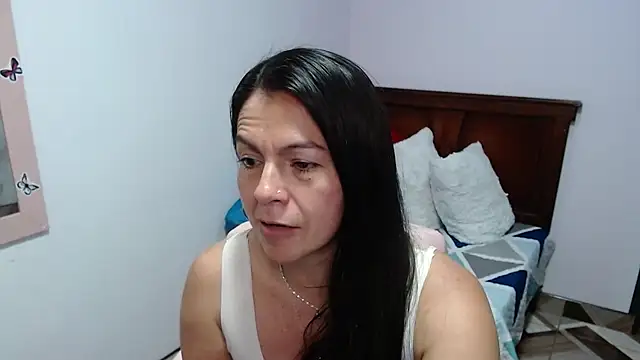 camilavargas_'s Live XXX Chat