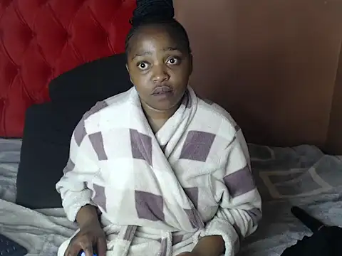 African_Busty's Live XXX Chat