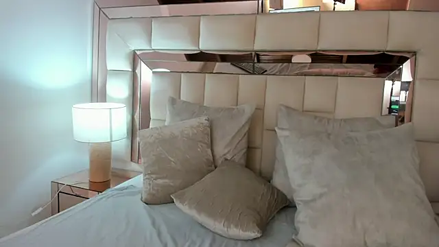 emma_castilloo – Naživo XXX chat
