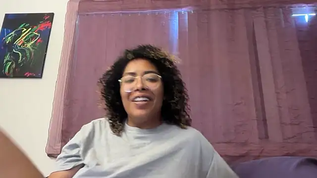 Chat XXX ao vivo de TechnoGoddessxxx