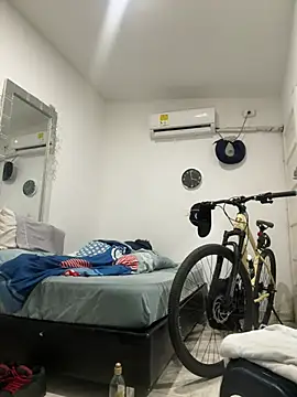 bigdick211292's Live XXX Chat