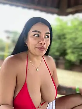Issane_Peru Adlı Modelin Canlı XXX Sohbeti