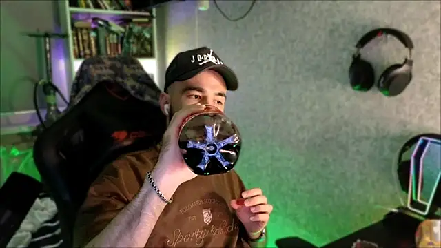 Czat XXX na żywo – _Serious_Man