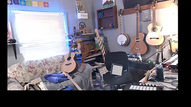 Chat +18 de itsjameswebbscope ao vivo
