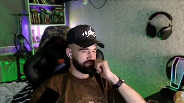 Chat +18 de _Serious_Man ao vivo