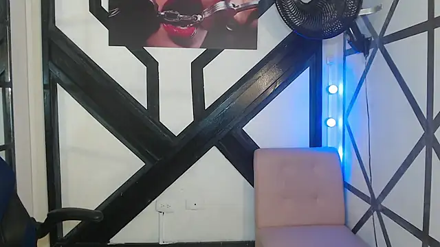 emily_rz1's Live XXX Chat