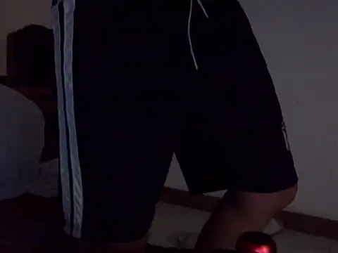 boyhigh1997 Show Webcam