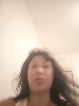 ROXOLANAA_SEXY Adlı Modelin Canlı XXX Sohbeti