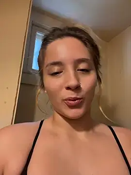 Kehlaniluvsyou69 webcam show