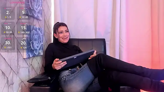 XXX chat uživo modela Jaadewest