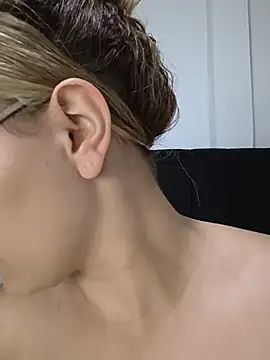 Ariasterliing Live XXX-chat