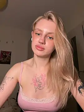 blondiedoll: απευθείας συνομιλία ΧΧΧ