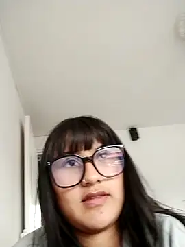 Emily-7 Chat XXX in diretta