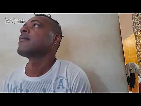 royblackbigpvt – Naživo XXX chat