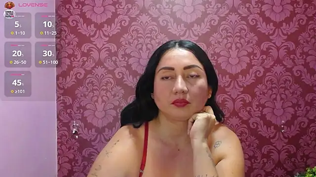 XXX chat uživo modela juliana_diaz