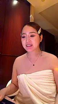 momoli60 现场XXX聊天
