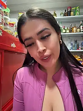 Sara_fun Adlı Modelin Canlı XXX Sohbeti