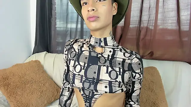 Exotic__April – Naživo XXX chat