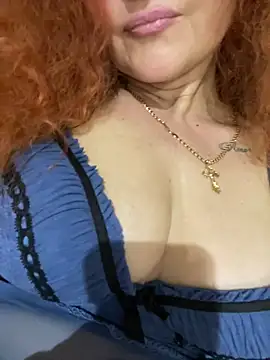צ'אט XXX בשידור חי של kisulya
