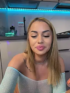 KirstieVegas' Live XXX Chat