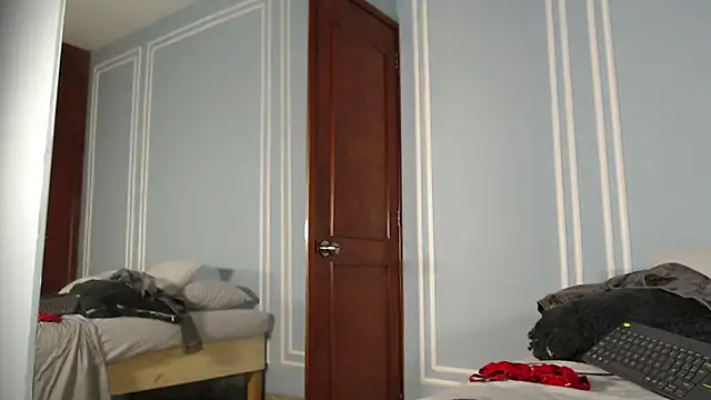 ChantalGarner XXX чат на живо