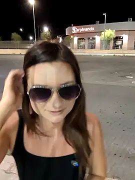 Samira-Summern Live XXX chat