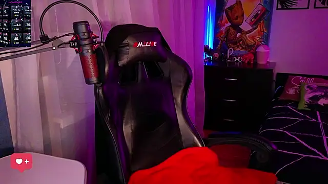 XXX chat uživo modela LadyLLS