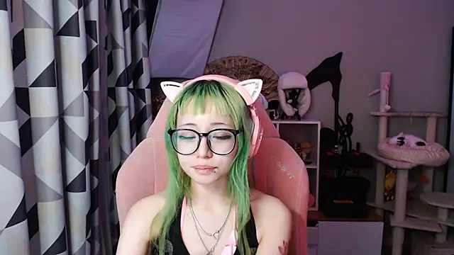Živý XXX chat SaxonDibs