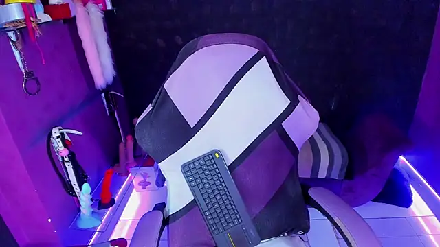 Онлайн чат XXX Alexa_Slave
